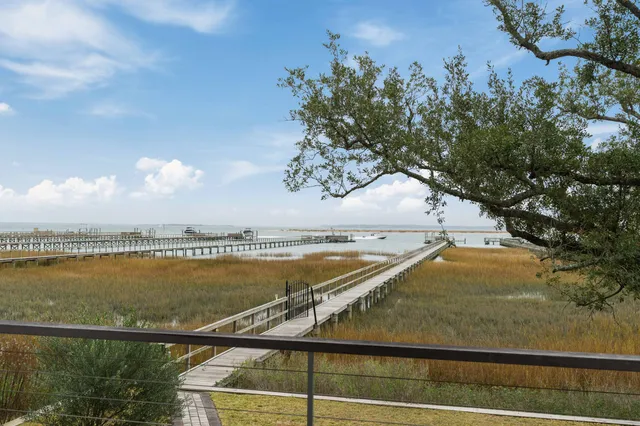 $15,000 | 200 Queen Street, Mount Pleasant, SC 29464