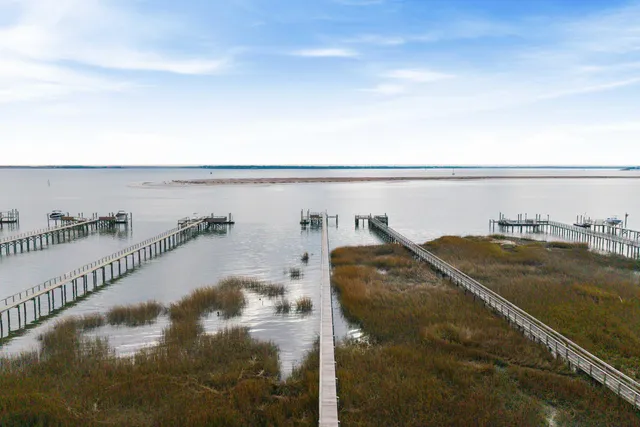 $15,000 | 200 Queen Street, Mount Pleasant, SC 29464