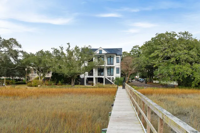 $15,000 | 200 Queen Street, Mount Pleasant, SC 29464