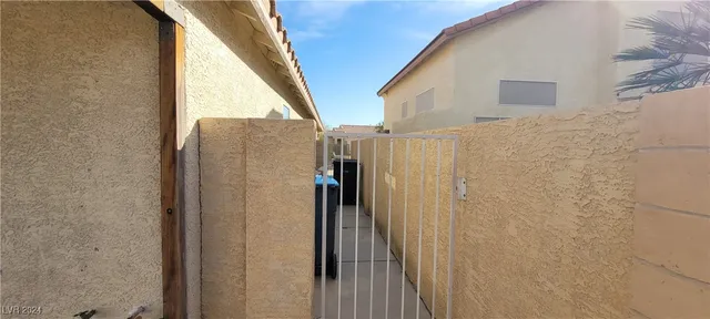 $409,900 | 1013 Adobe Flat Drive, Henderson, NV 89011