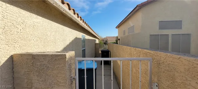 $409,900 | 1013 Adobe Flat Drive, Henderson, NV 89011