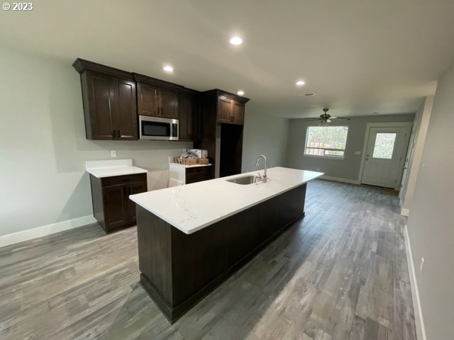 665 Walnut Street Lebanon, OR 97355 - Photo 4 of 29 Dining Area