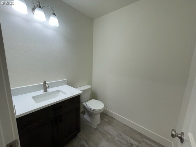 665 Walnut Street Lebanon, OR 97355 - Photo 8 of 29 Kitchen/Dining Room