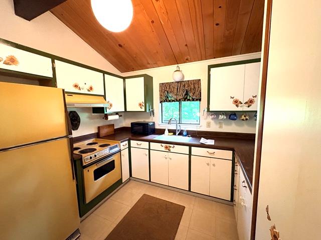 2884 Karock Road Dorrington, CA 95223 - Photo 7 of 20