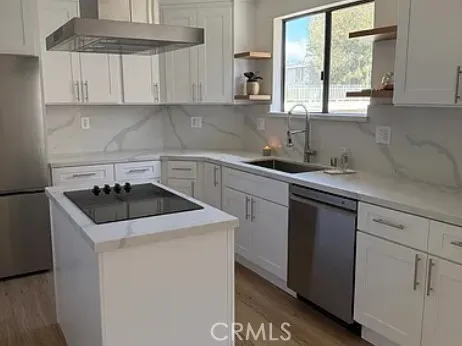 $4,950 | 5345 White Oak Avenue, Unit G, Encino, CA 91316