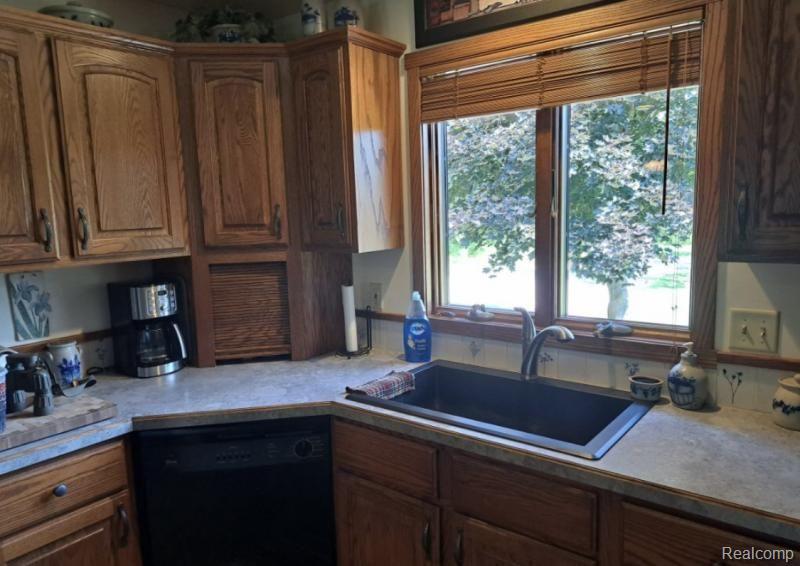 4685 Sanilac Road Vassar, MI 48768 - Photo 12 of 27 Gallery Image 12