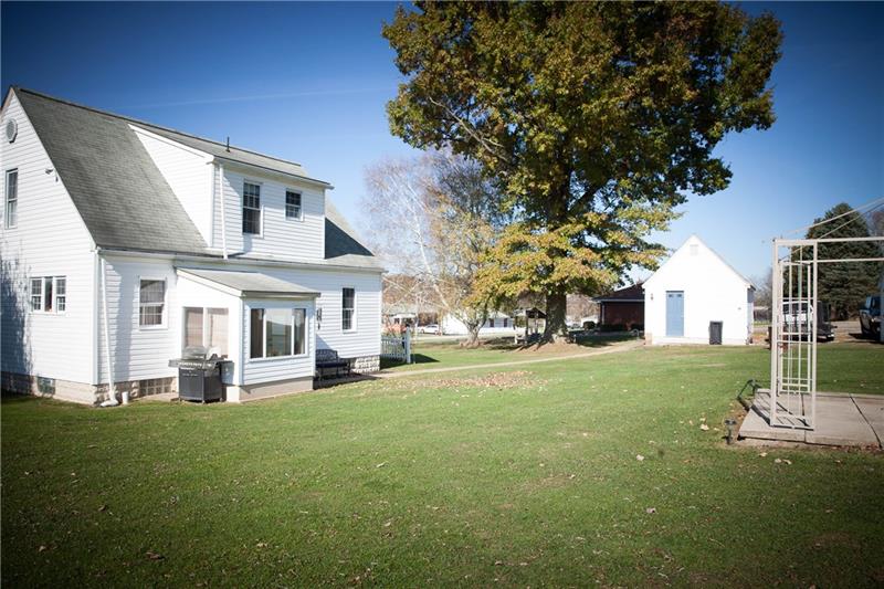 803 Ridge Boulevard Connellsville, PA 15425 - Photo 2 of 23 Gallery Image 2