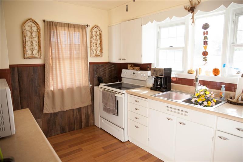 803 Ridge Boulevard Connellsville, PA 15425 - Photo 6 of 23 Gallery Image 6