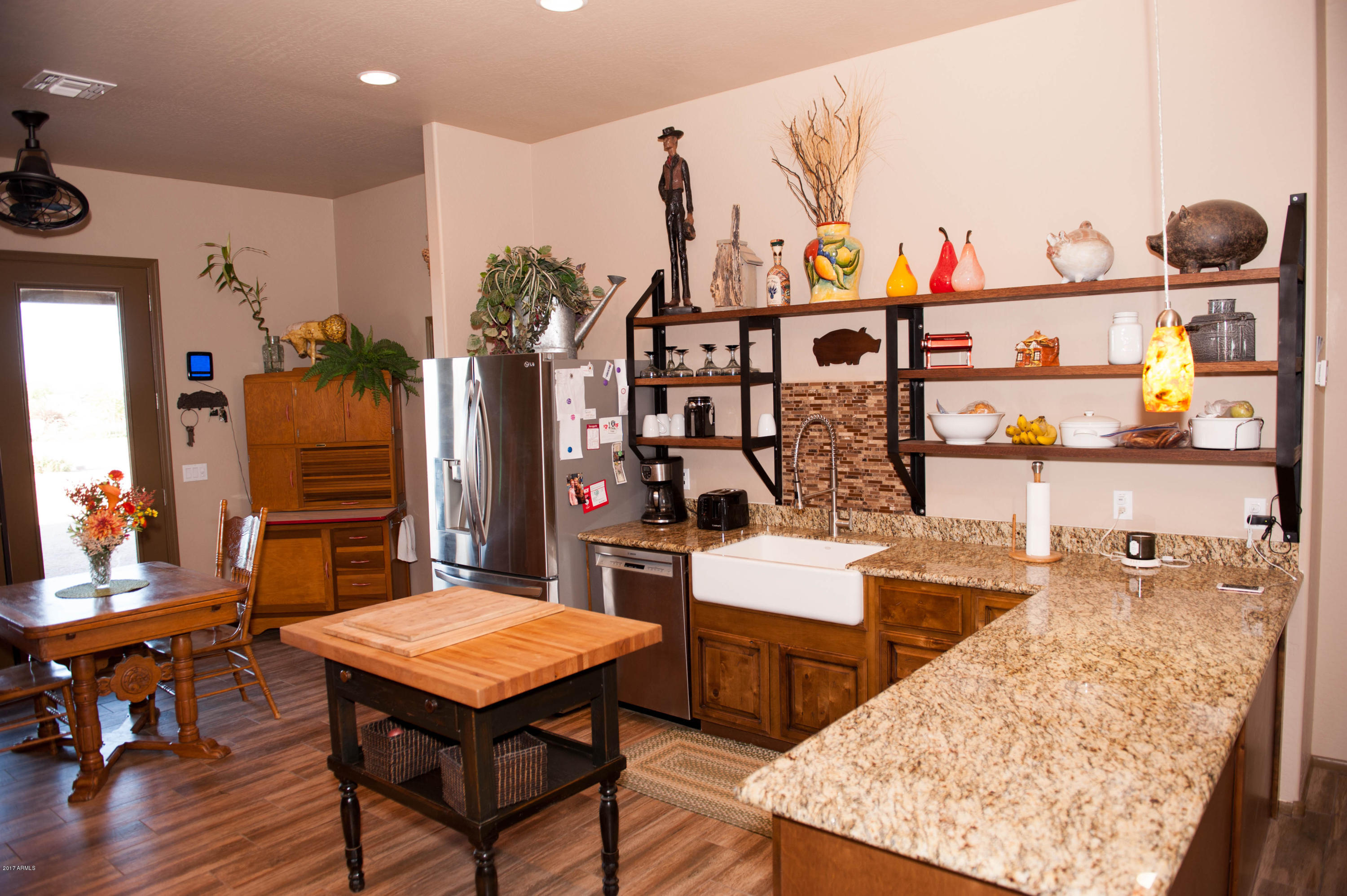 35035 West Teel Road Stanfield, AZ 85172 - Photo 14 of 58 Upgraded Lighting (Pendents/Recessed)
