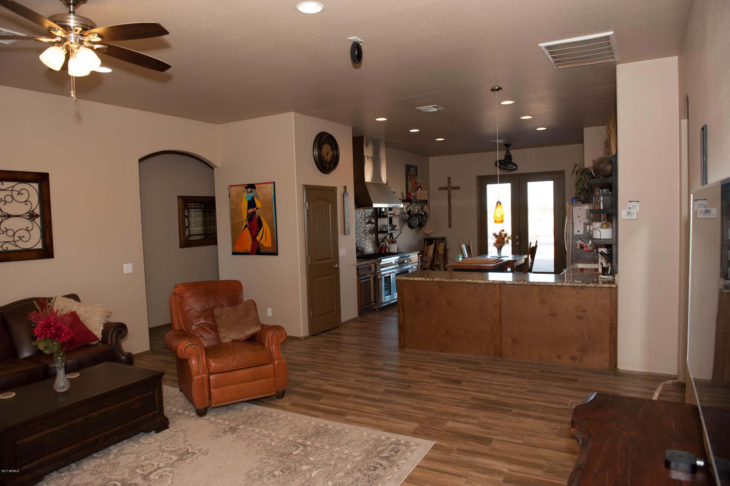35035 West Teel Road Stanfield, AZ 85172 - Photo 9 of 58 Entertaining Breakfast Bar