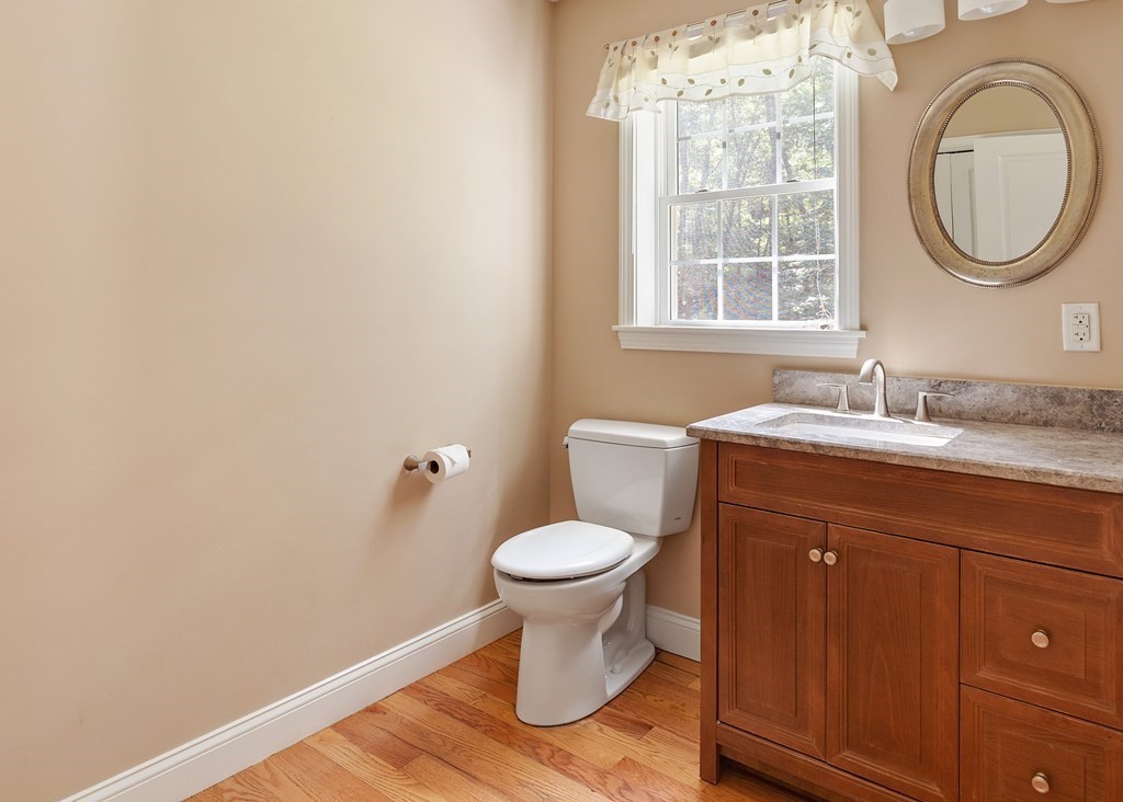 14 Duffield Road Hopkinton, MA 01748 - Photo 12 of 36 Gallery Image 12