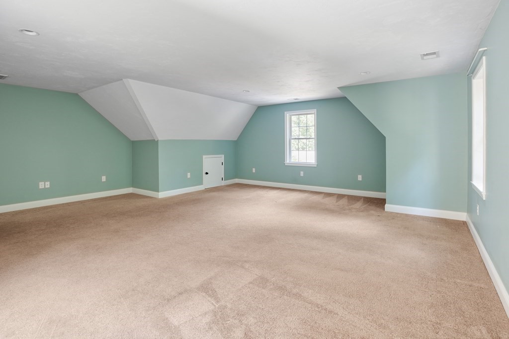 14 Duffield Road Hopkinton, MA 01748 - Photo 17 of 36 Gallery Image 17