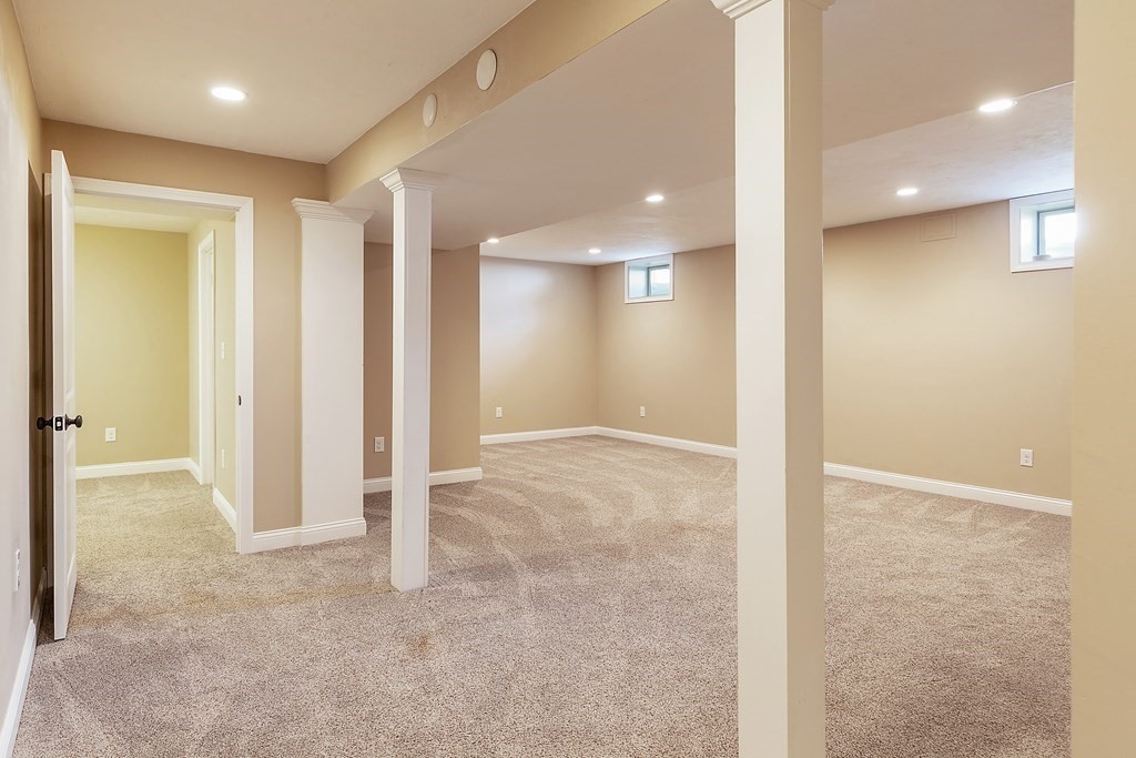 14 Duffield Road Hopkinton, MA 01748 - Photo 24 of 36 Gallery Image 24
