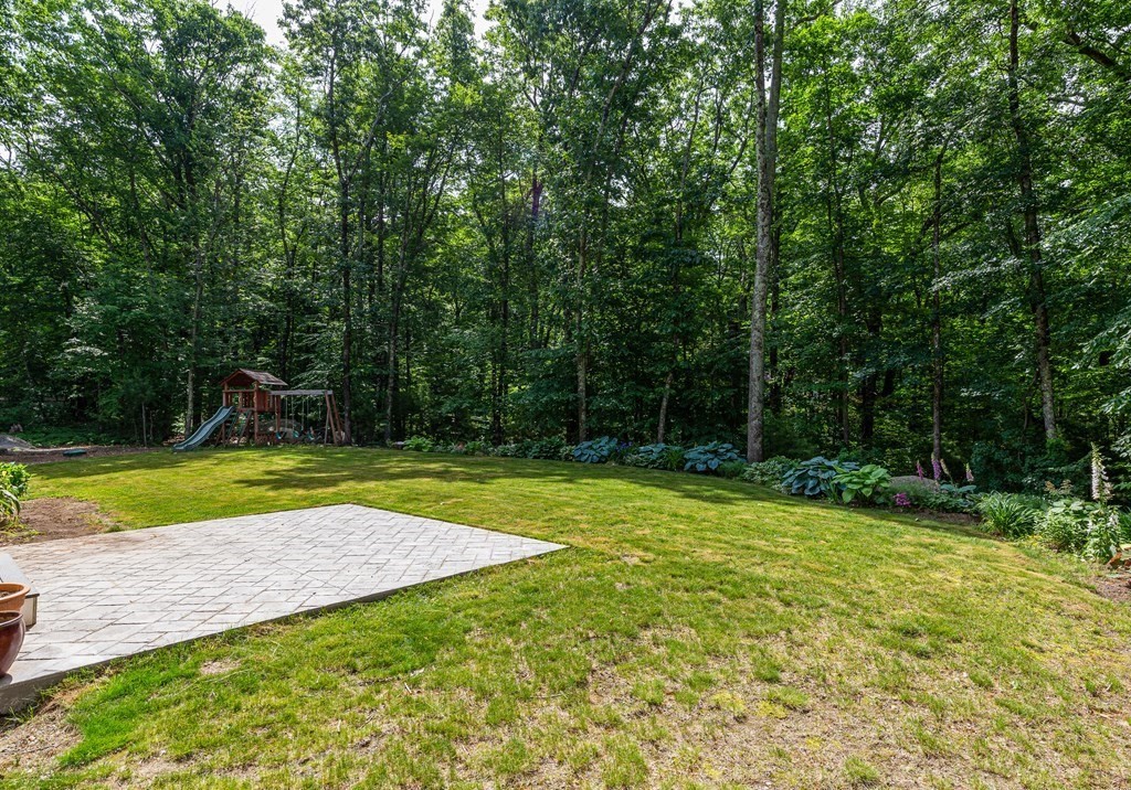 14 Duffield Road Hopkinton, MA 01748 - Photo 31 of 36 Gallery Image 31