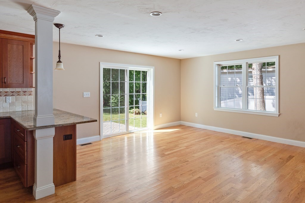 14 Duffield Road Hopkinton, MA 01748 - Photo 5 of 36 Gallery Image 5