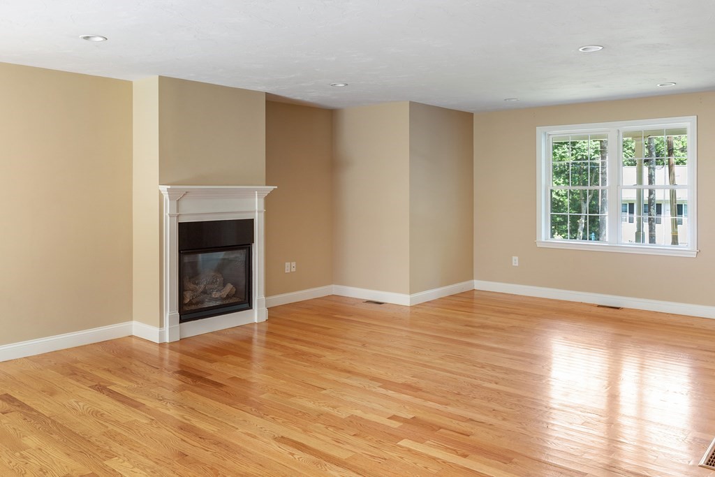 14 Duffield Road Hopkinton, MA 01748 - Photo 7 of 36 Gallery Image 7