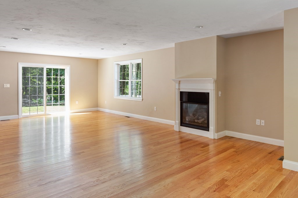 14 Duffield Road Hopkinton, MA 01748 - Photo 8 of 36 Gallery Image 8