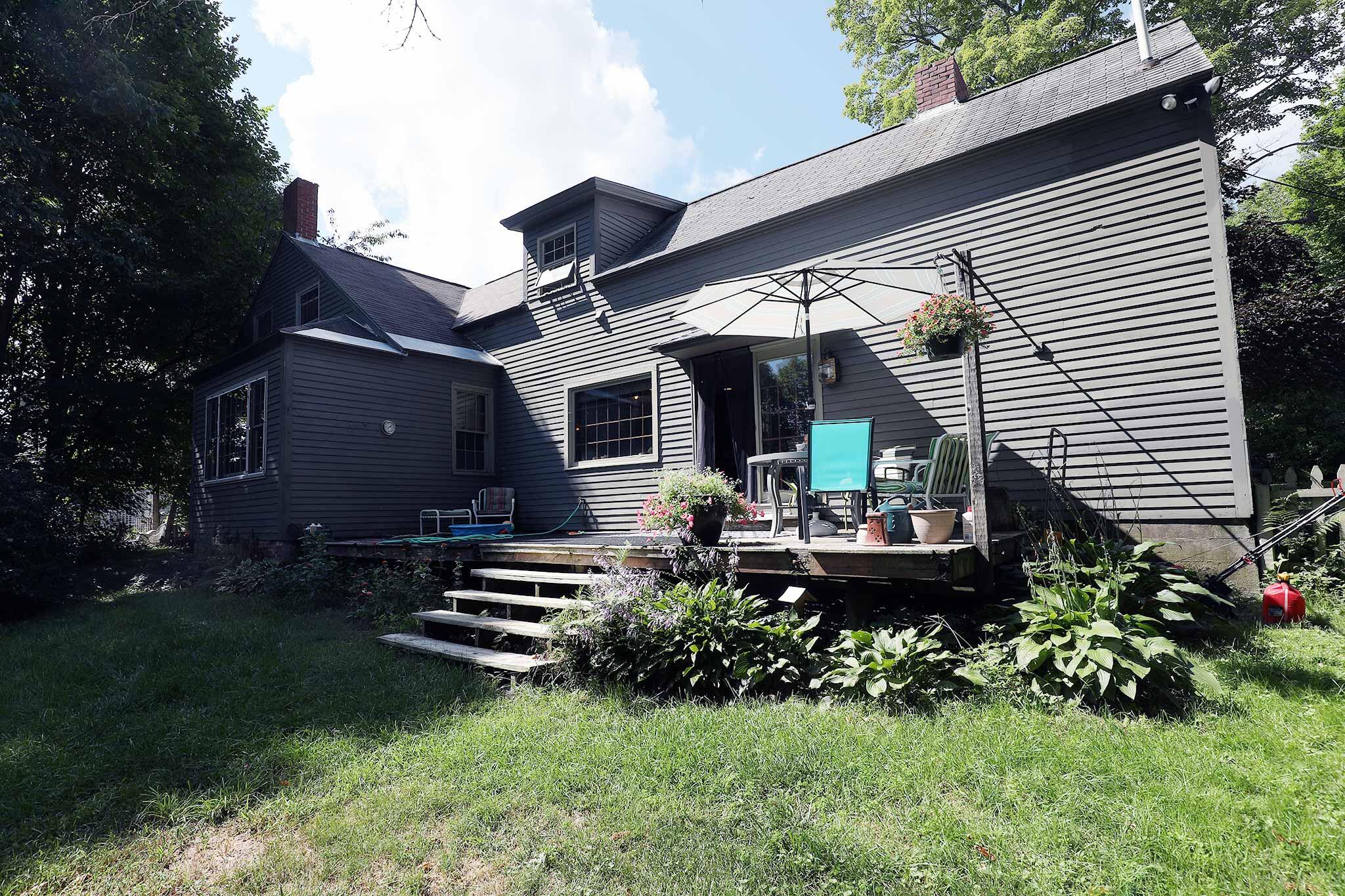 16 Warren Street Hallowell, ME 04347 - Photo 5 of 31 2