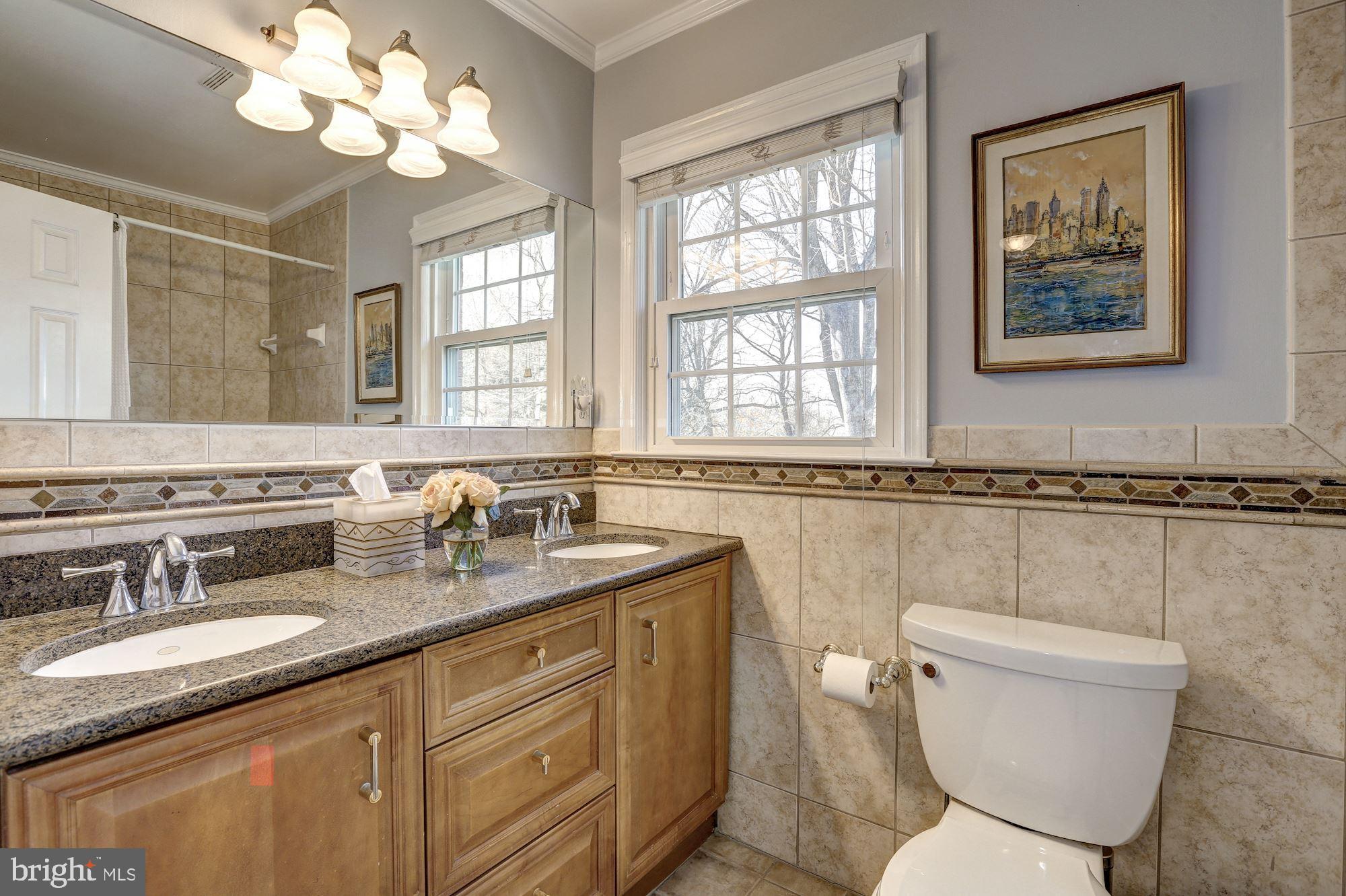 12641 St James Road Rockville, MD 20850 - Photo 18 of 27 Upper Level - Full Bath