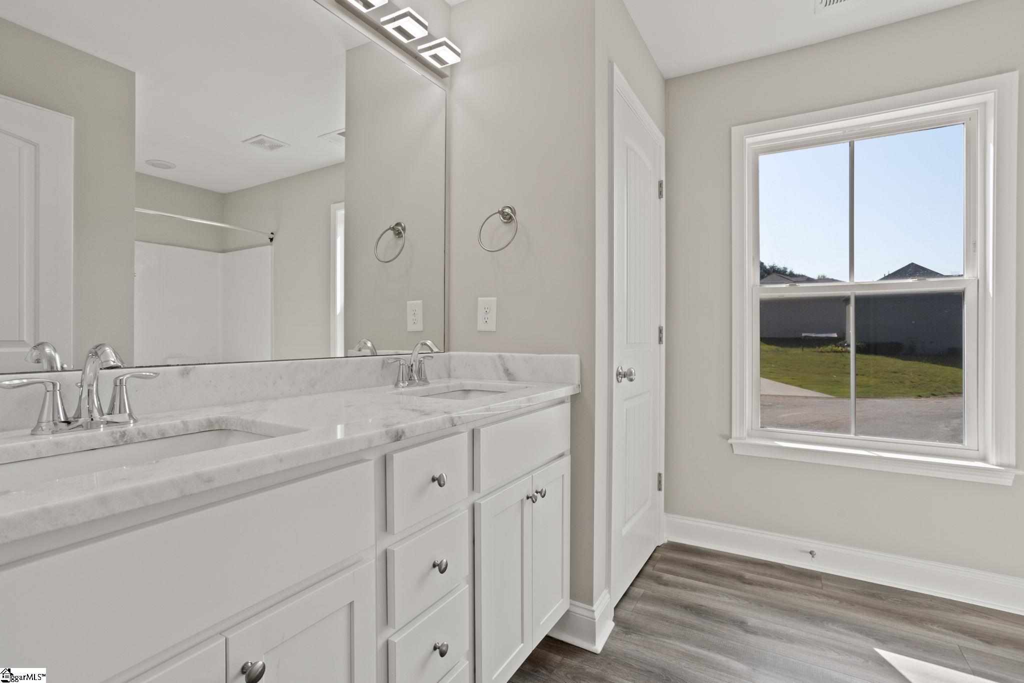 653 Duncan Station Drive Duncan, SC 29334 - Photo 16 of 28