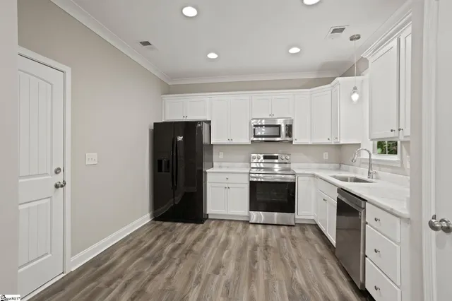 $274,900 | 653 Duncan Station Drive, Duncan, SC 29334