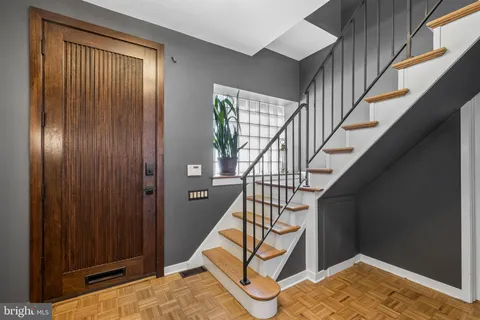 $1,100,000 | 801 South 8th Street, Philadelphia, PA 19147