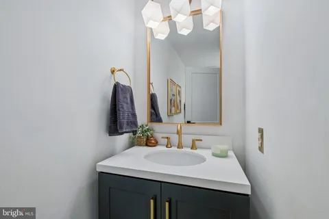 $1,100,000 | 801 South 8th Street, Philadelphia, PA 19147