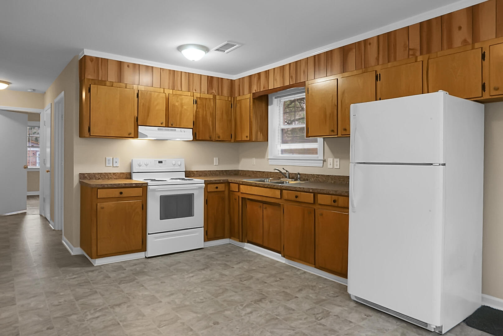 429 Sandhill Road Dorchester, SC 29437 - Photo 11 of 24 Kitchen.2