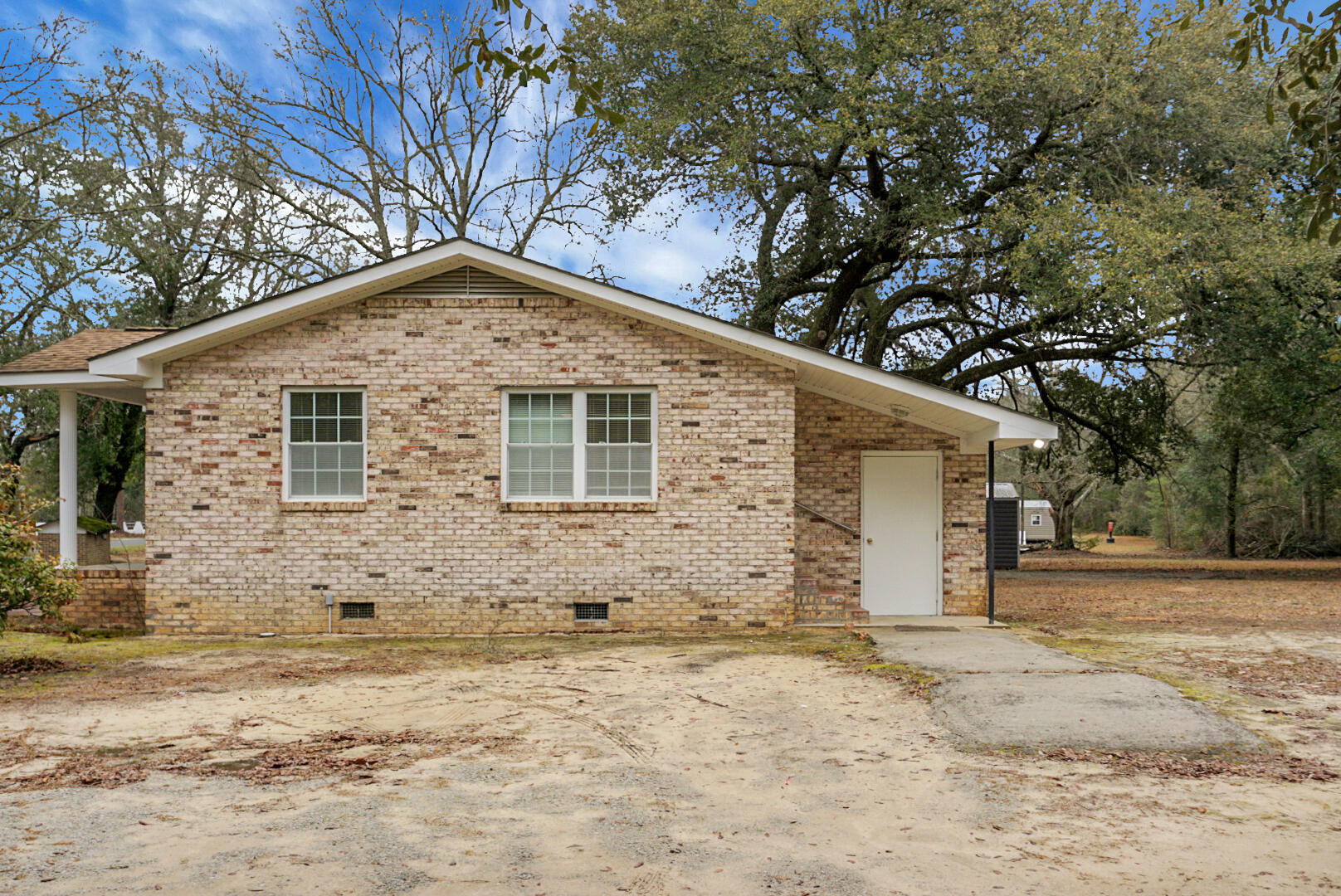 429 Sandhill Road Dorchester, SC 29437 - Photo 20 of 24 side of house