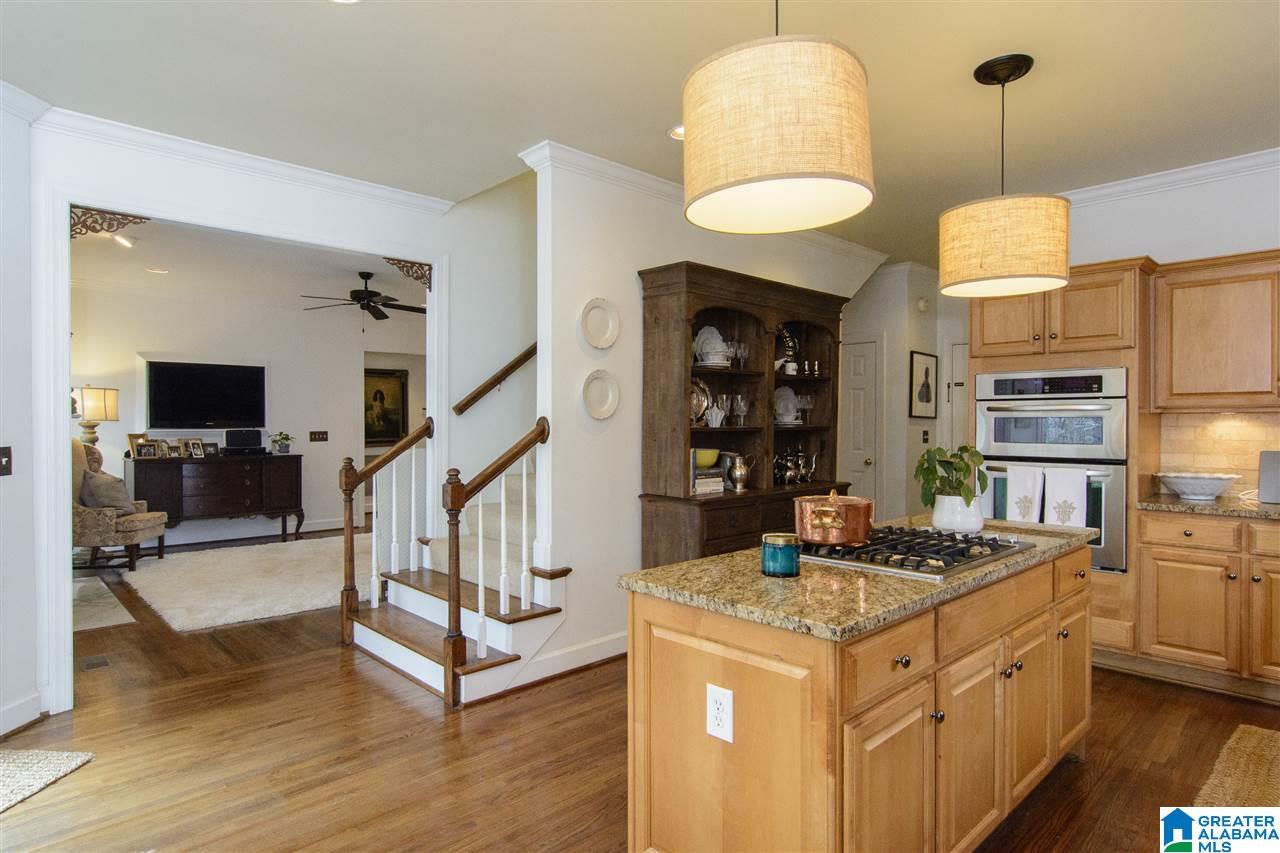 721 Park Ridge Circle Birmingham, AL 35242 - Photo 14 of 50