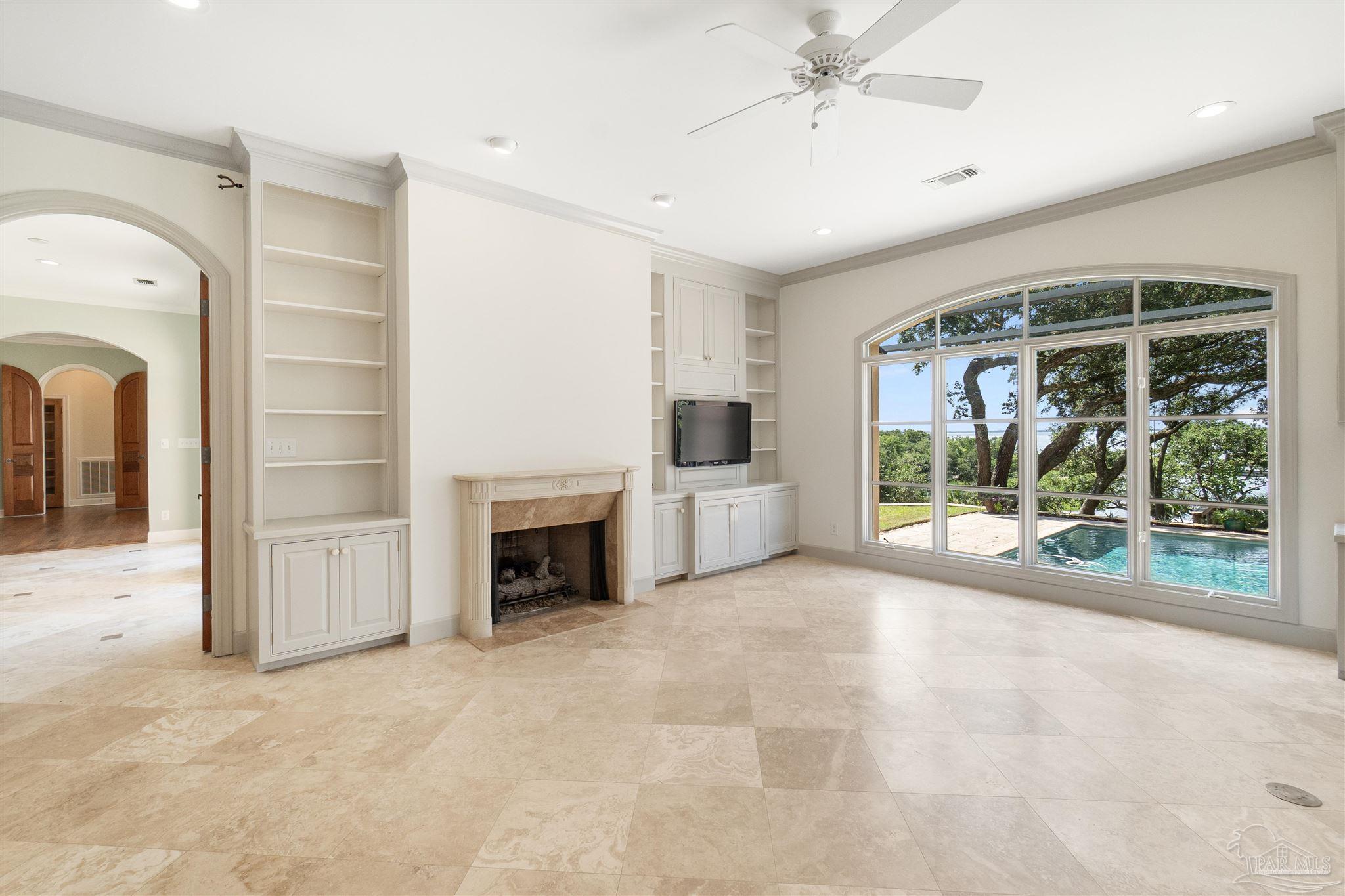 1725 E Lane Pensacola, FL 32501 - Photo 13 of 72