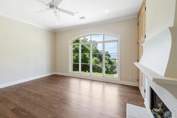 $3,395,000 | 1725 E Lane, Pensacola, FL 32501