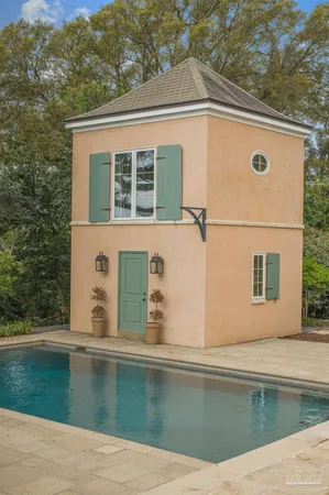 $3,395,000 | 1725 E Lane, Pensacola, FL 32501