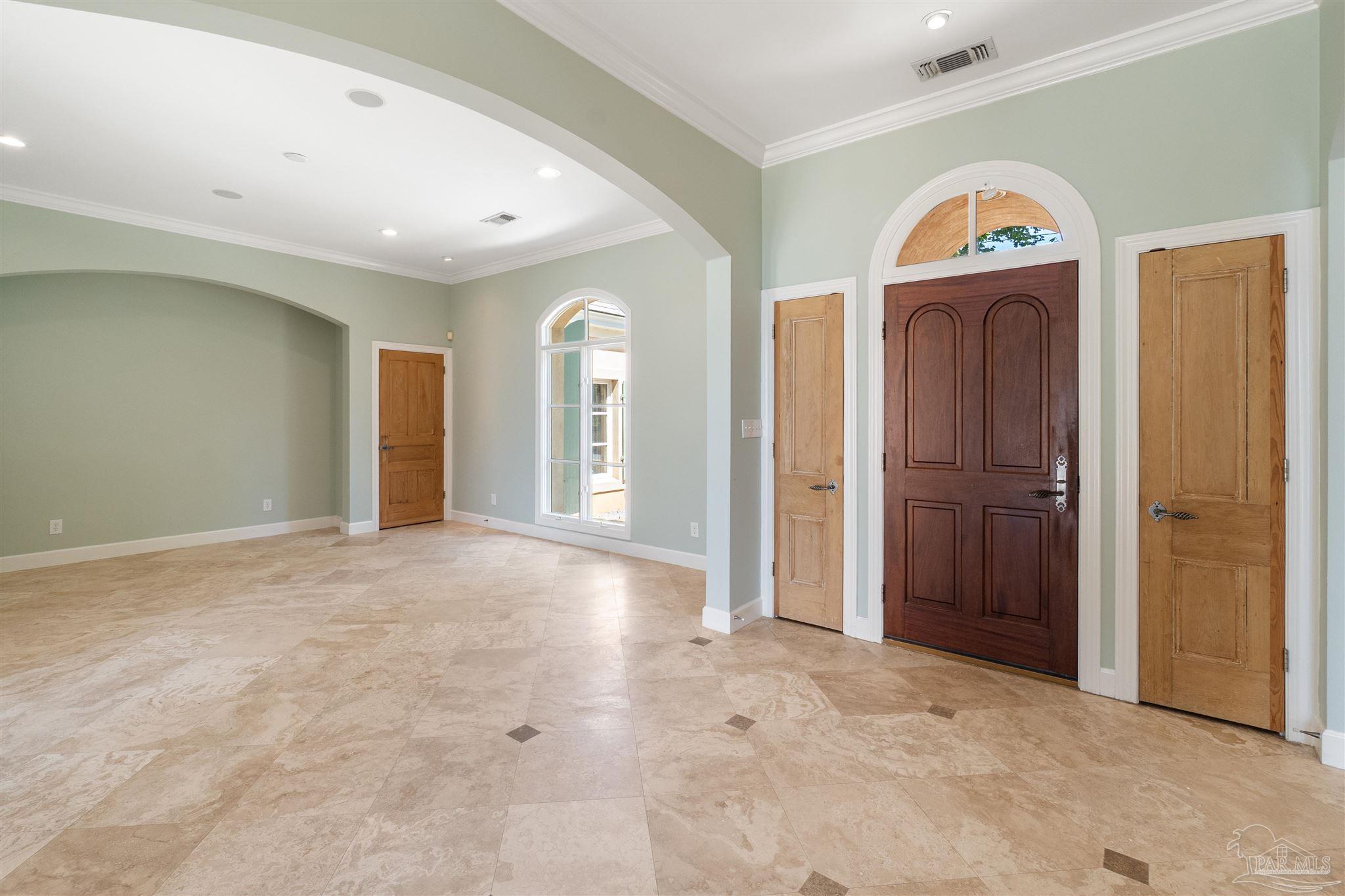 1725 E Lane Pensacola, FL 32501 - Photo 6 of 72