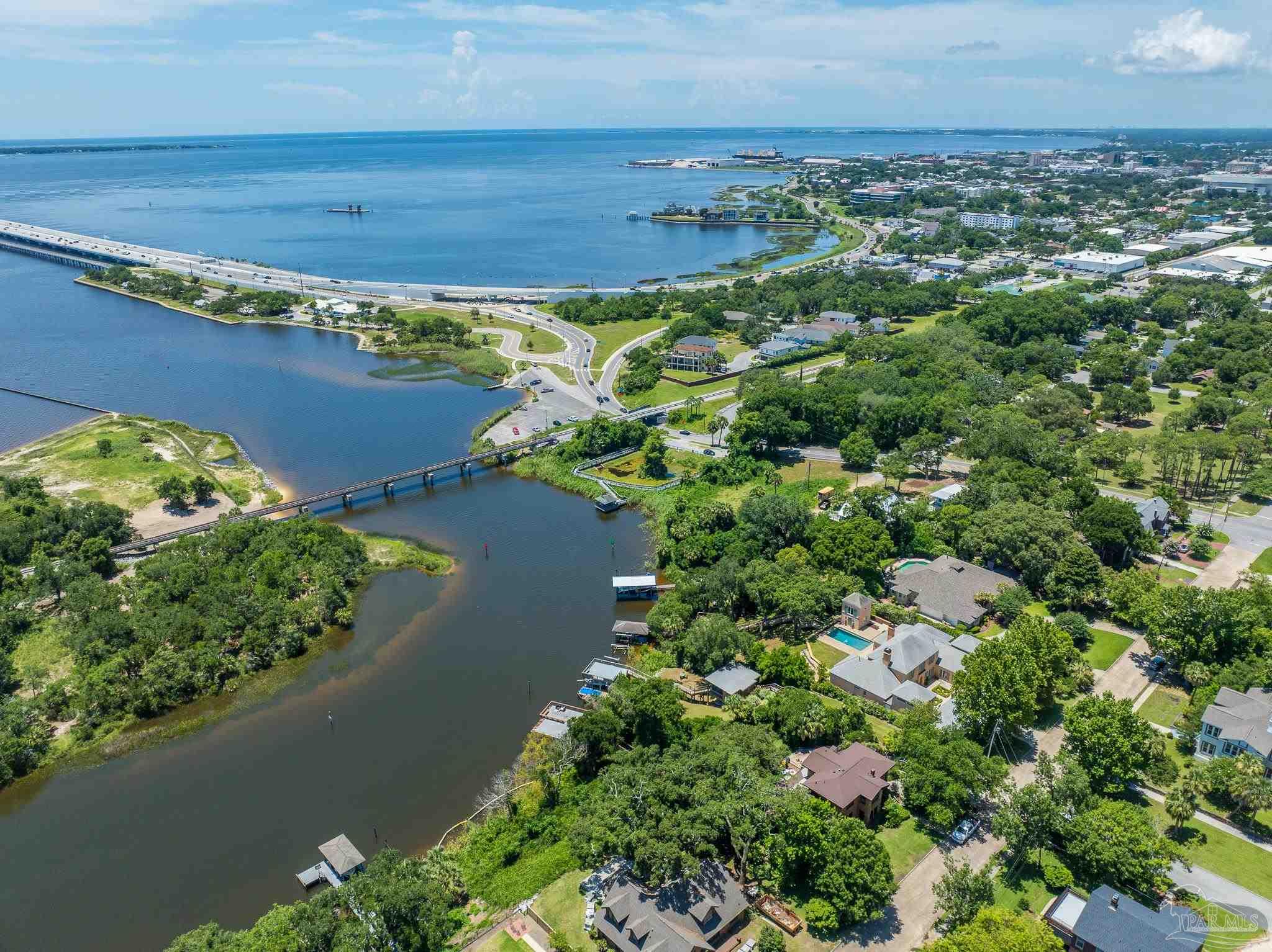 1725 E Lane Pensacola, FL 32501 - Photo 72 of 72 an aerial view of a houses with a yard