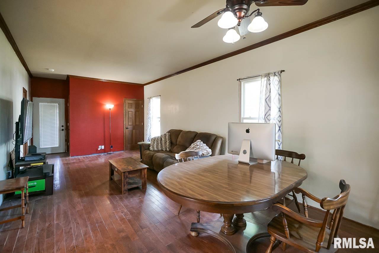 617 East Virginia Avenue Peoria, IL 61603 - Photo 11 of 57