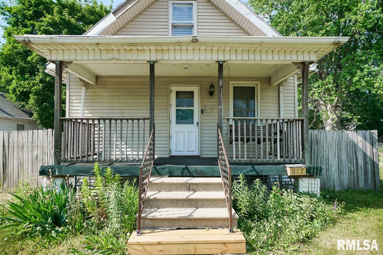 617 East Virginia Avenue Peoria, IL 61603 - Photo 2 of 57