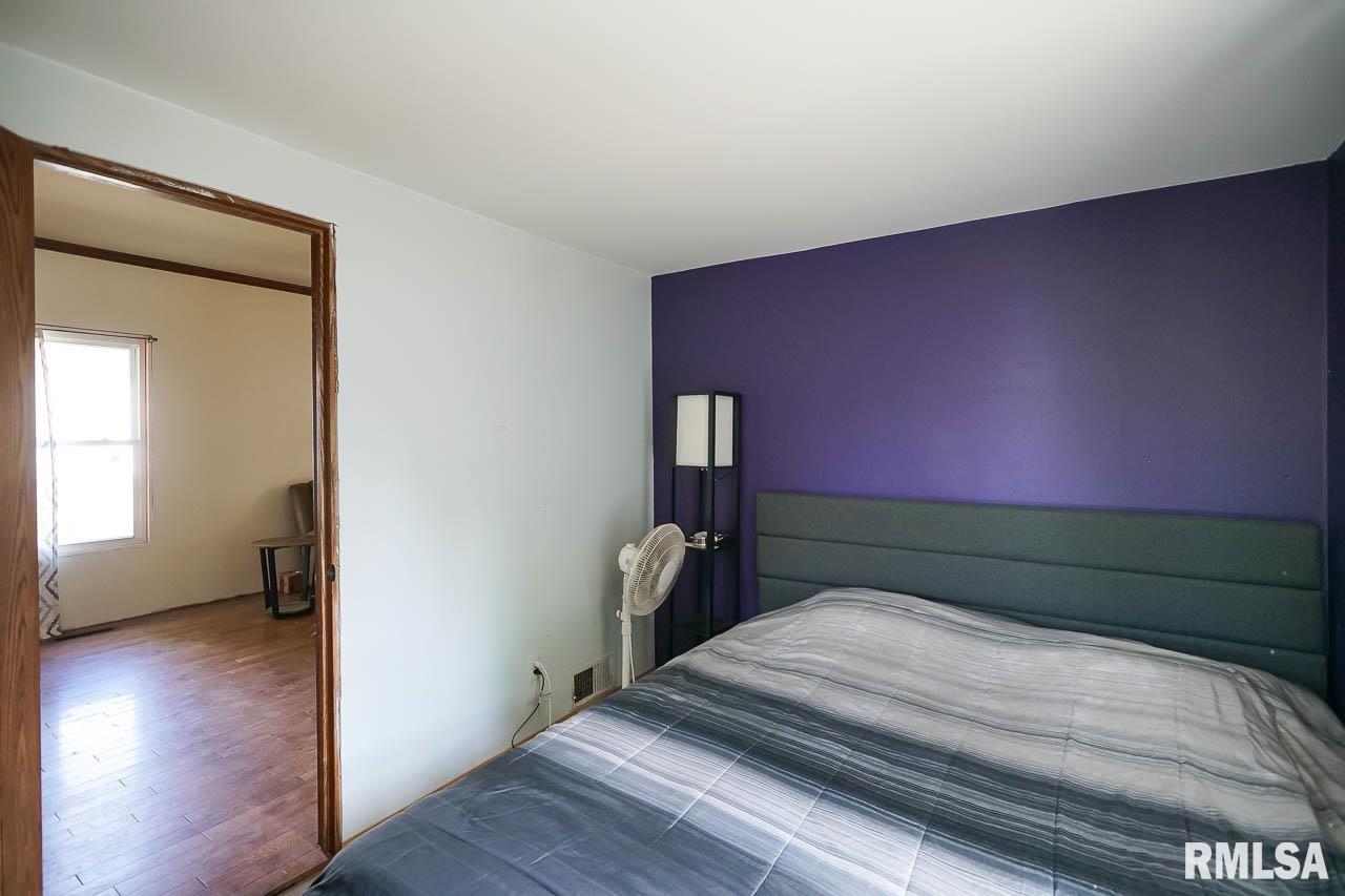 617 East Virginia Avenue Peoria, IL 61603 - Photo 32 of 57