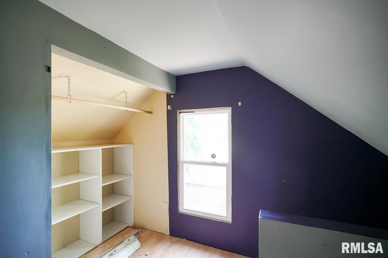 617 East Virginia Avenue Peoria, IL 61603 - Photo 34 of 57