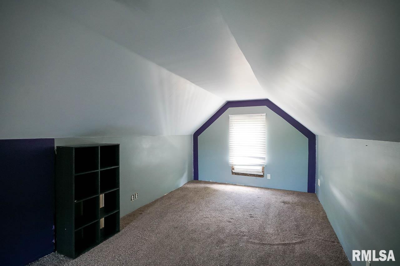 617 East Virginia Avenue Peoria, IL 61603 - Photo 37 of 57