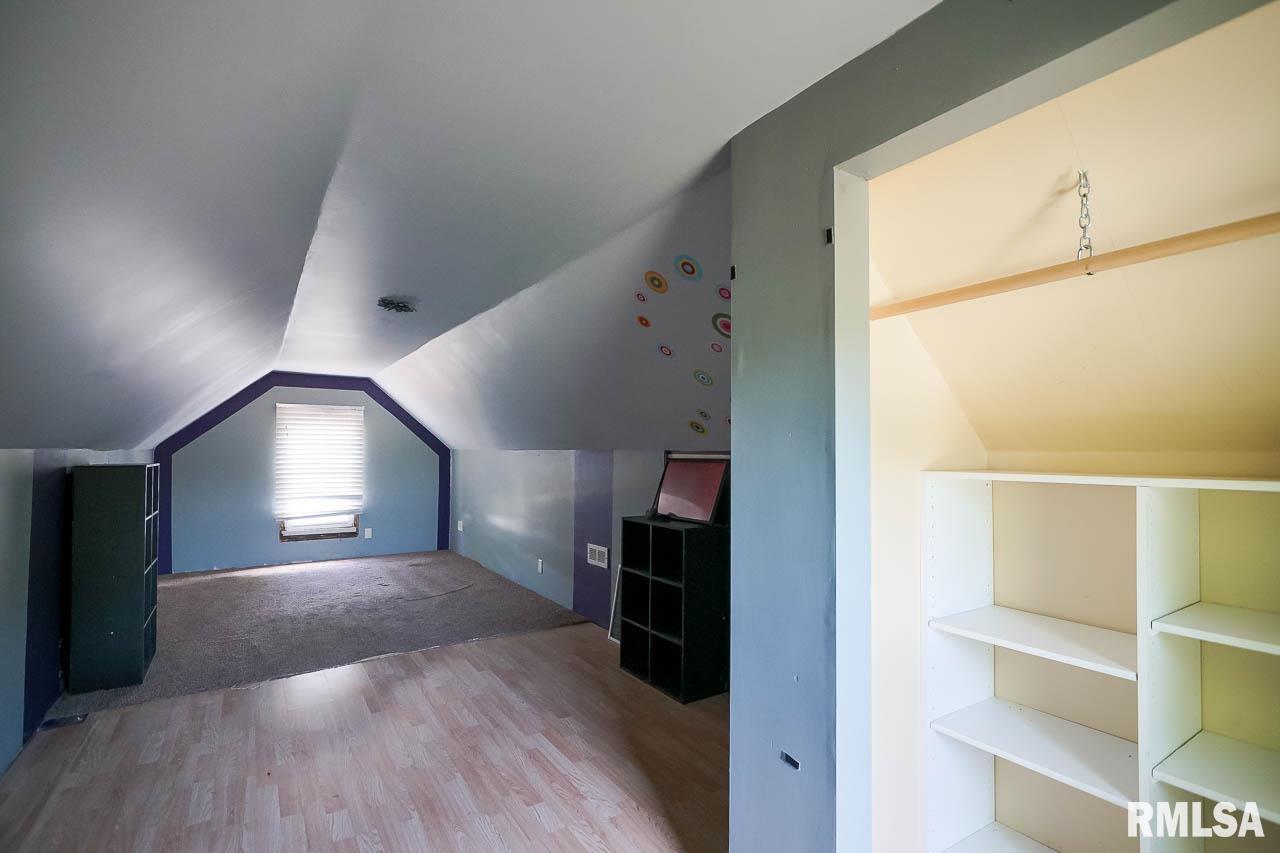 617 East Virginia Avenue Peoria, IL 61603 - Photo 40 of 57