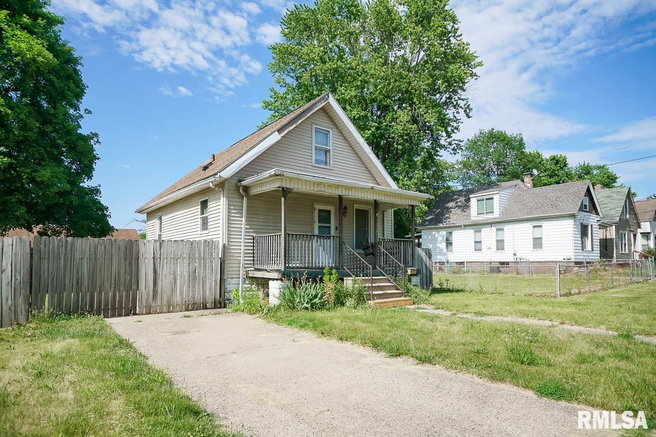 617 East Virginia Avenue Peoria, IL 61603 - Photo 4 of 57