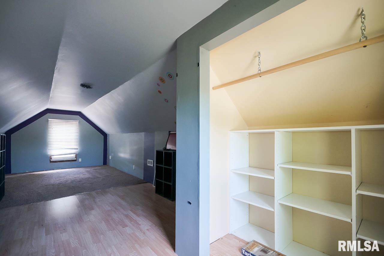 617 East Virginia Avenue Peoria, IL 61603 - Photo 42 of 57