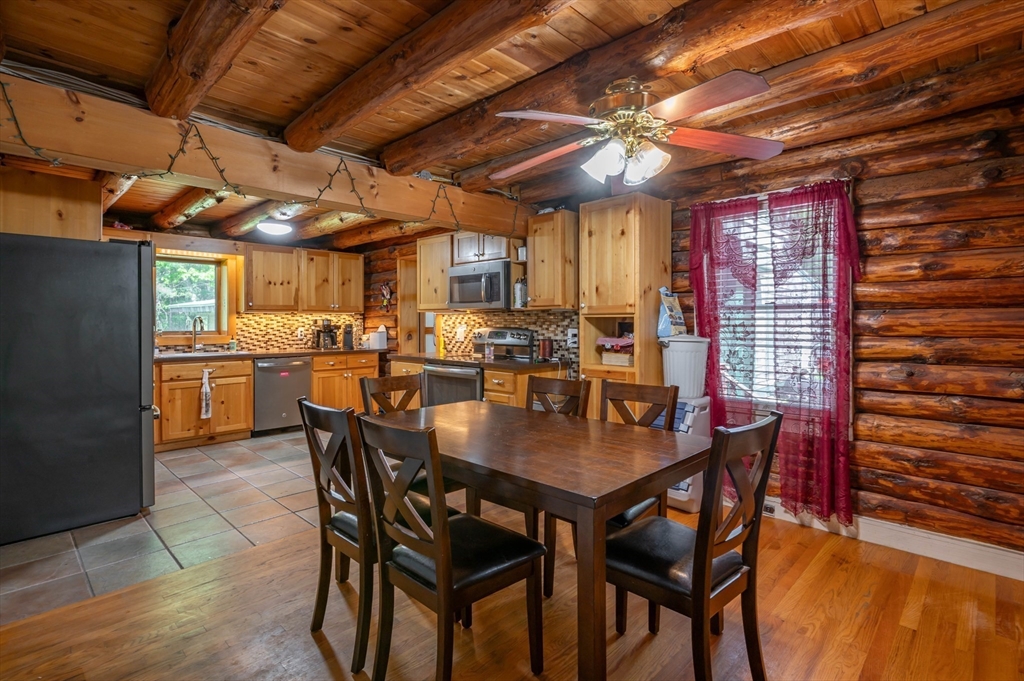 47 Uptack Road Groveland, MA 01834 - Photo 8 of 41 Gallery Image 8