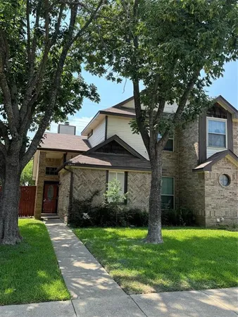 $2,500 | 2917 Roxboro Road, Euless, TX 76039