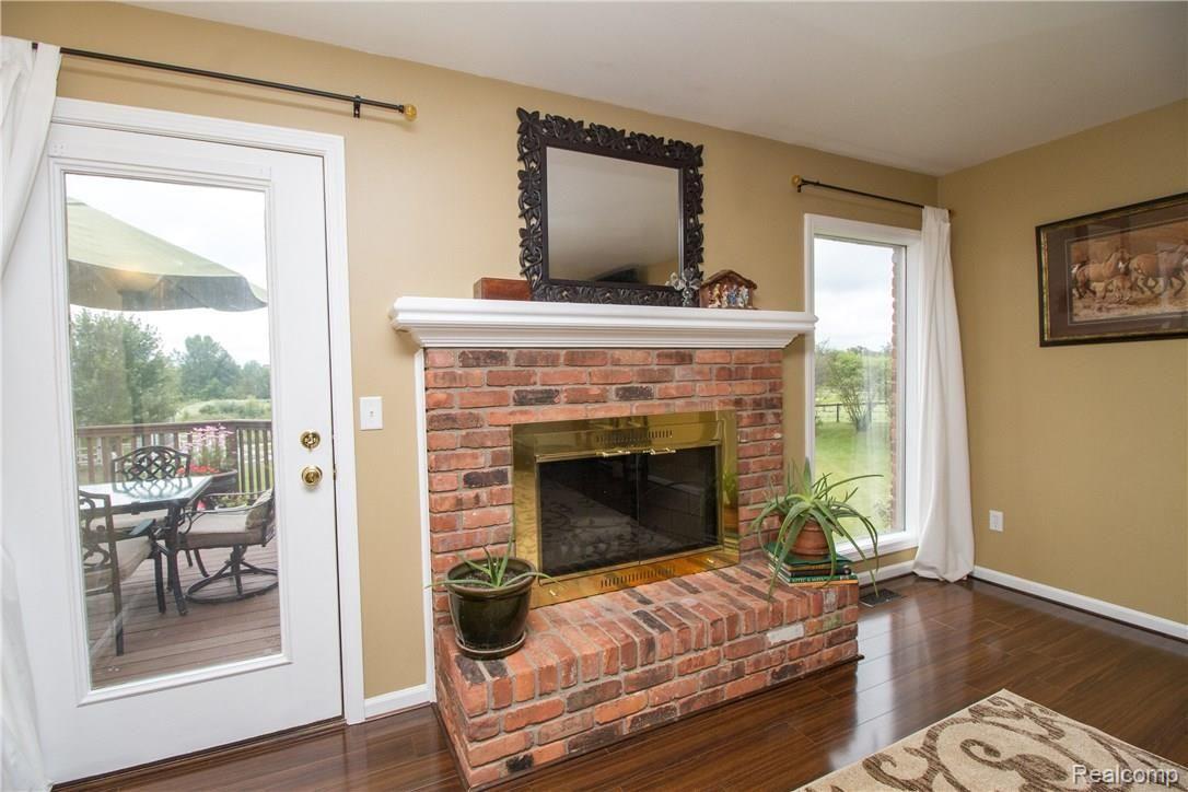5955 Thomas Road Oxford, MI 48371 - Photo 12 of 46 FamilyRoom6.jpg