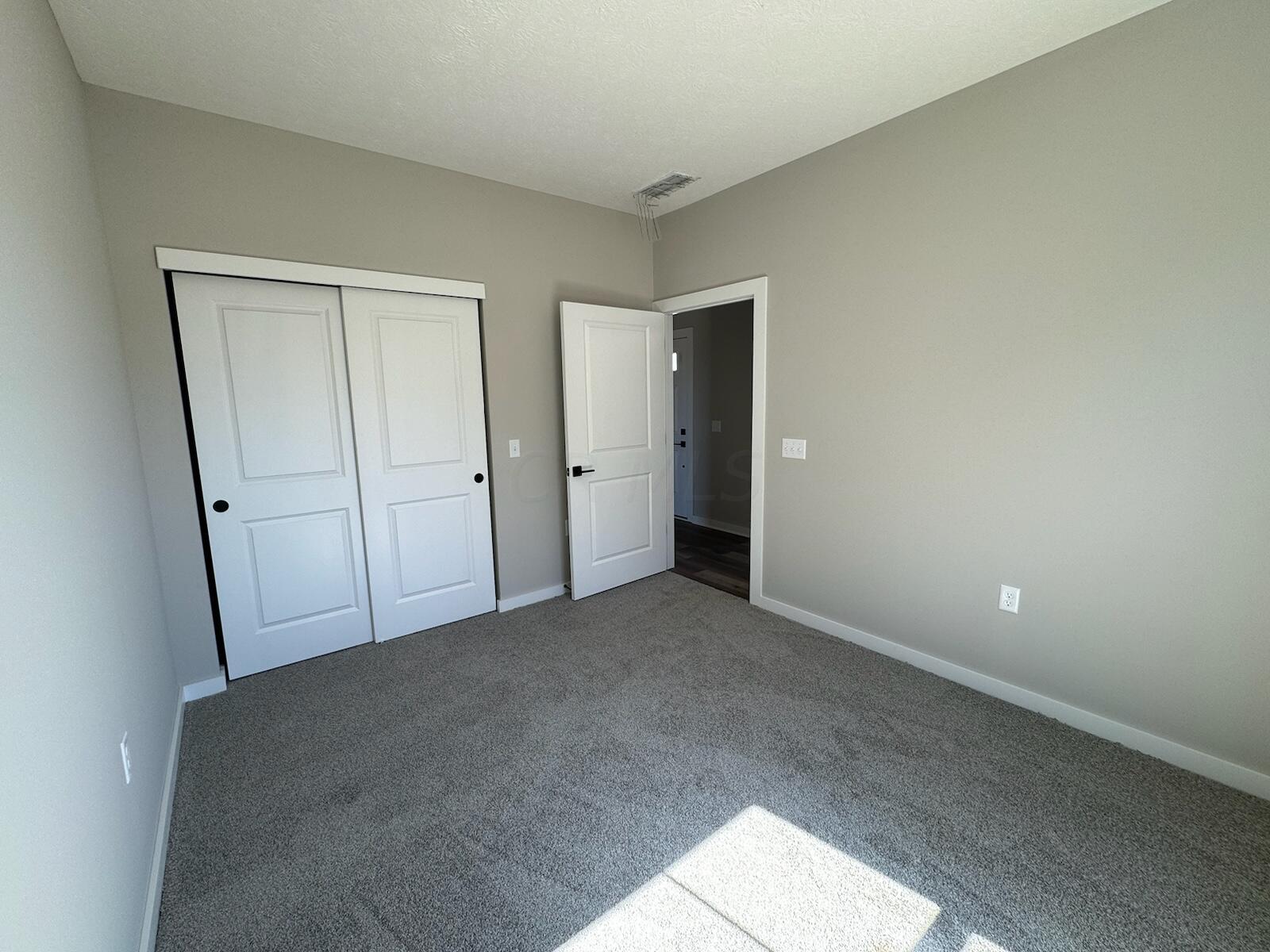 548 Rochdale Run Delaware, OH 43015 - Photo 6 of 13 Bed3