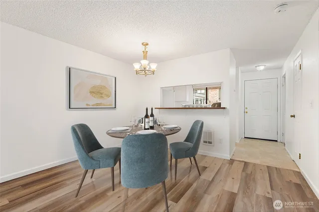 $320,000 | 1040 South 320th Street, Unit 18, Federal Way, WA 98003