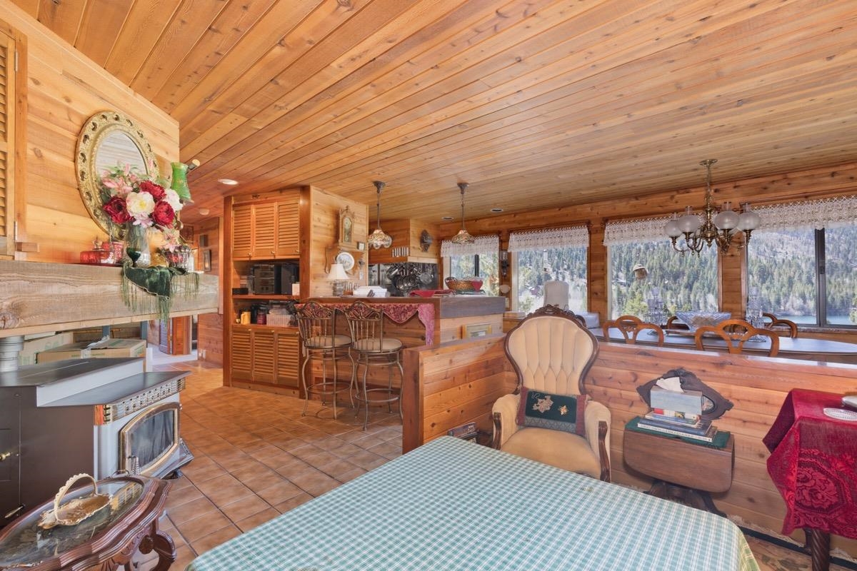 100 Carson View Drive June Lake, CA 93529 - Photo 10 of 48