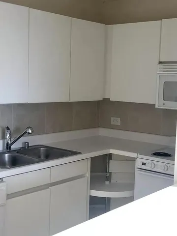 $2,495 | 440 North Wabash Avenue, Unit 3703, Chicago, IL 60611